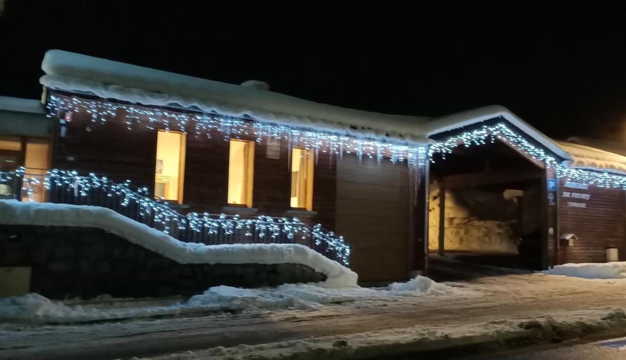 Auberge Du Freney Ле-Френе-д'Уазан Экстерьер фото